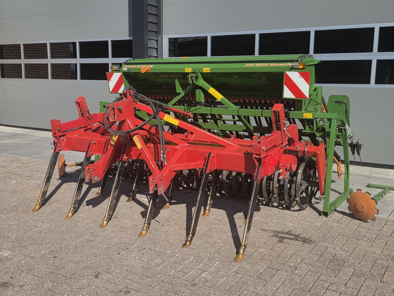 Evers Mustang LD-11BR + Amazone AD 303 Special zaaiopbouw
