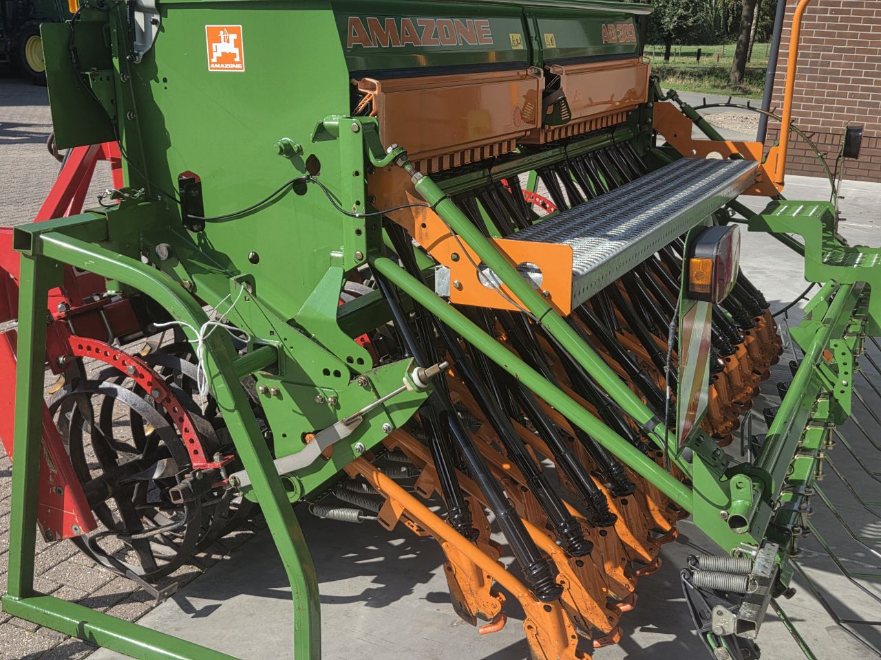 Evers Mustang LD-11BR + Amazone AD 303 Special zaaiopbouw