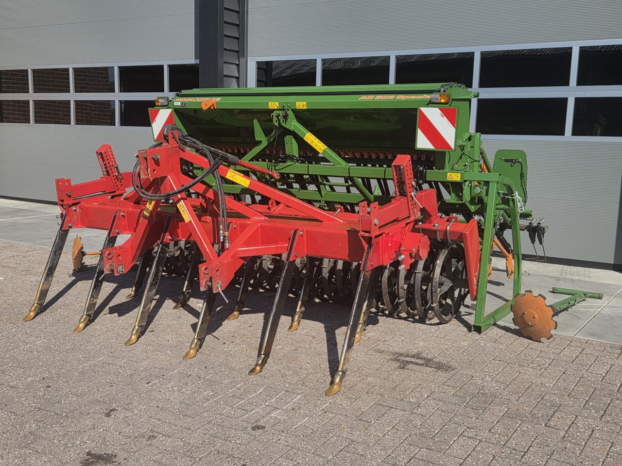 Evers Mustang LD-11BR + Amazone AD 303 Special zaaiopbouw