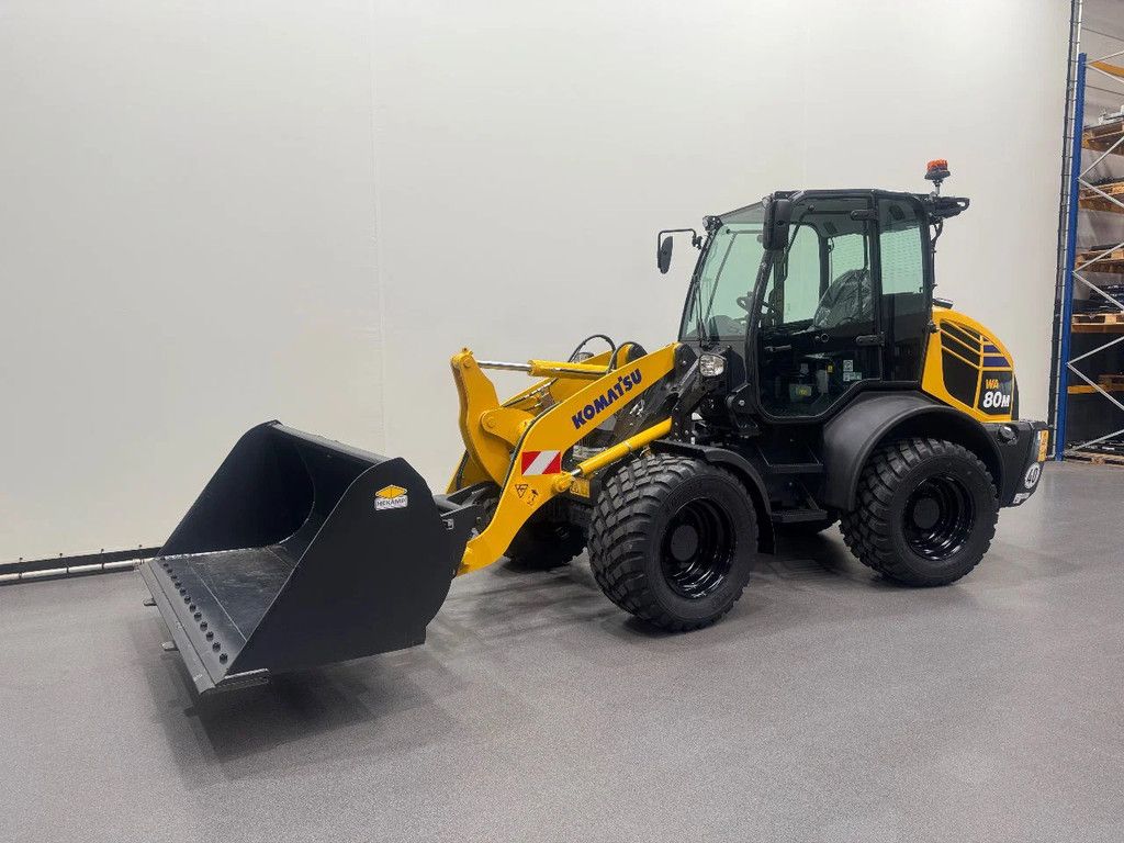 Komatsu WA80M-8E0 NIEUW