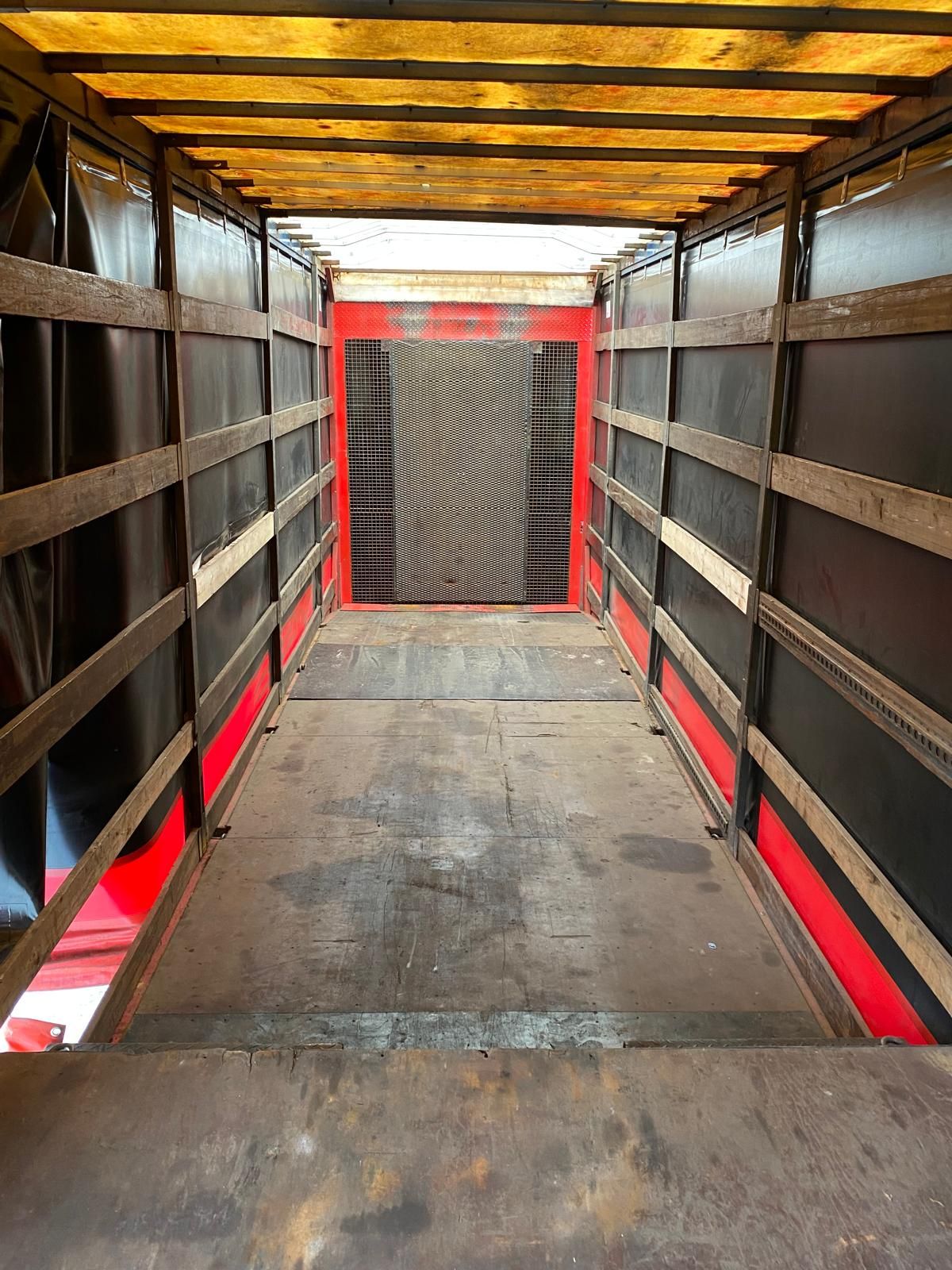 Nooteboom Semi dieplader machine transport laadklep