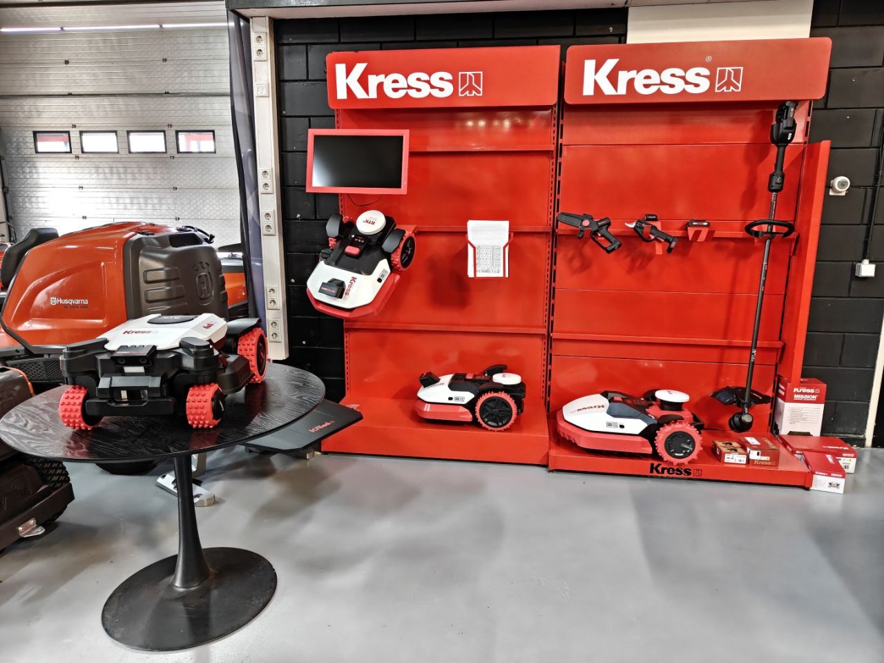 Nieuwe & gebruikte zitmaaiers Husqvarna Ariens EGO Kress