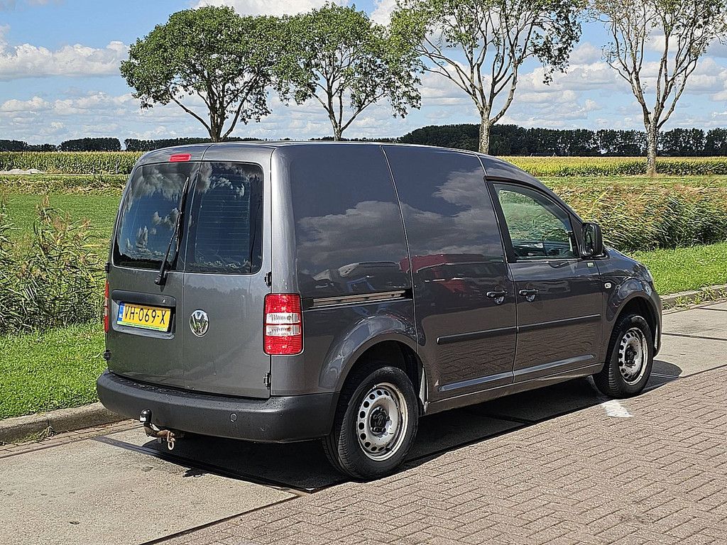 VOLKSWAGEN CADDY 1.6 airco nap trekhaak !