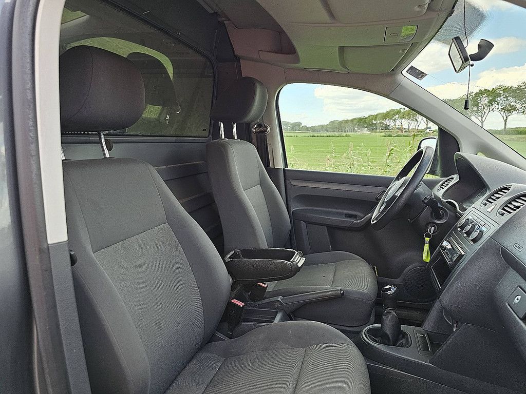 VOLKSWAGEN CADDY 1.6 airco nap trekhaak !