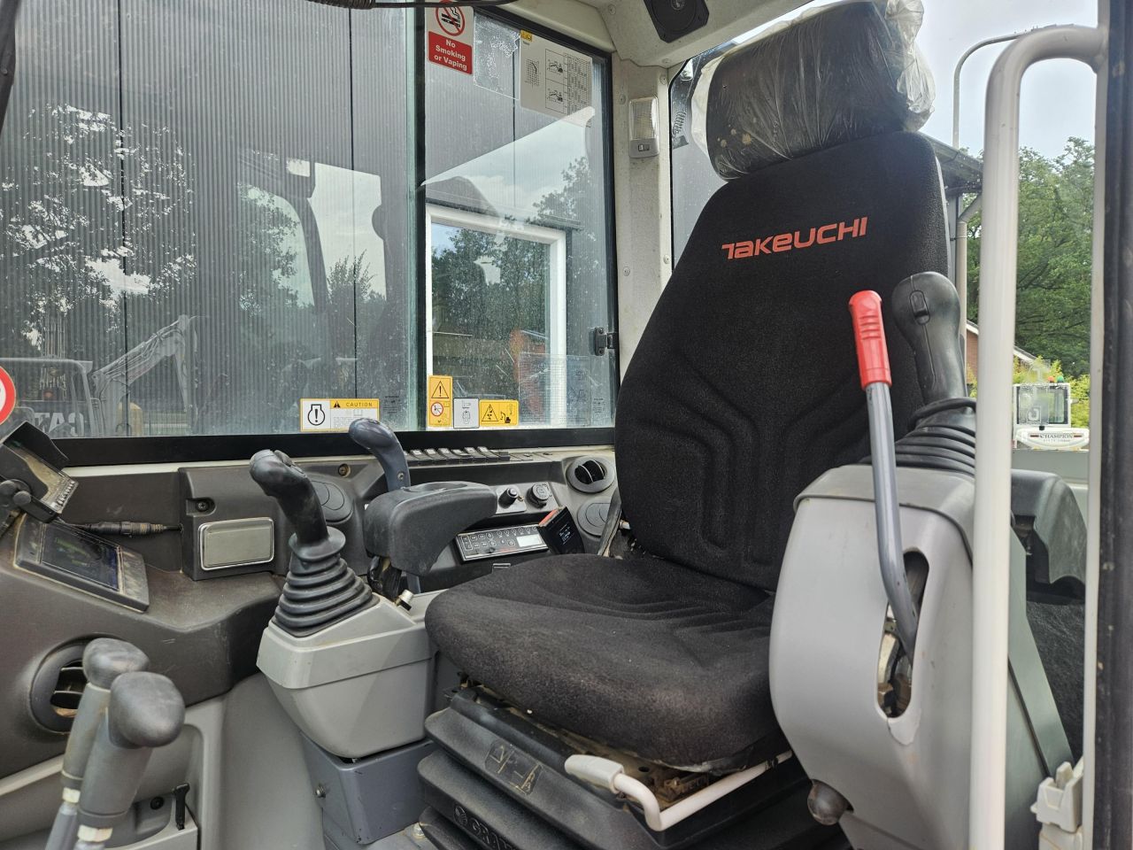 Takeuchi TB260 Stage V 1580 uur