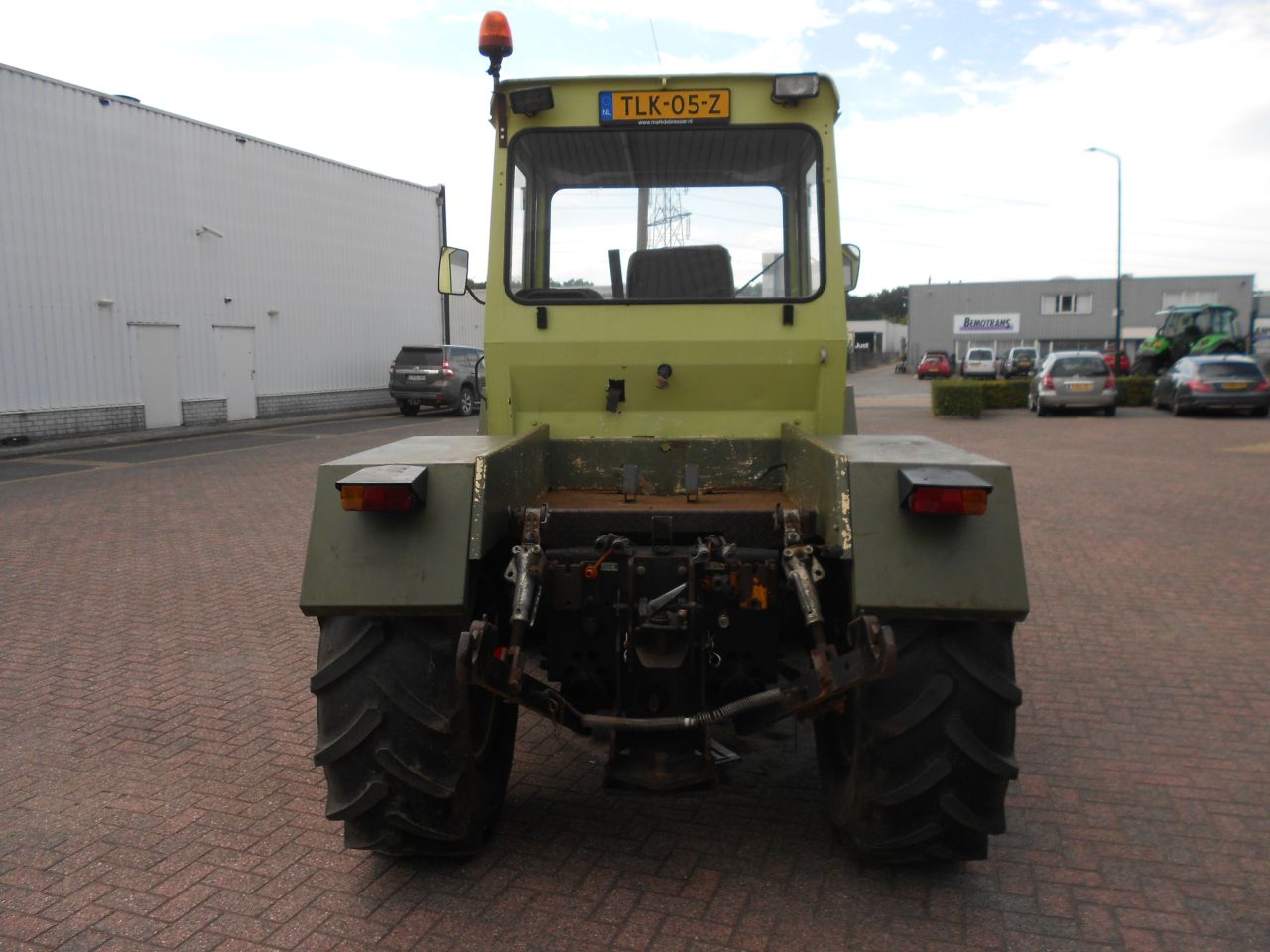 Mb trac 900