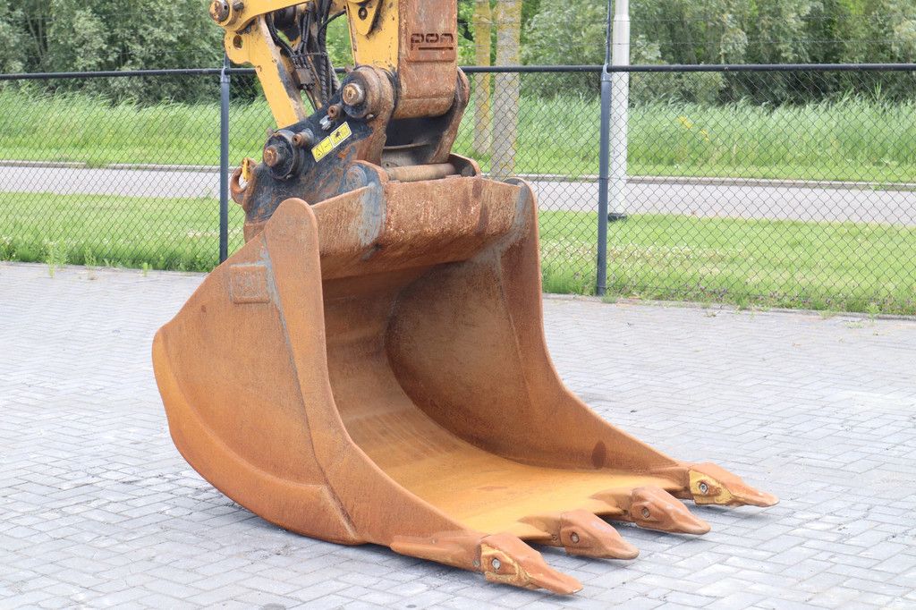 Caterpillar 320 07C | BUCKET | QUICK COUPLER