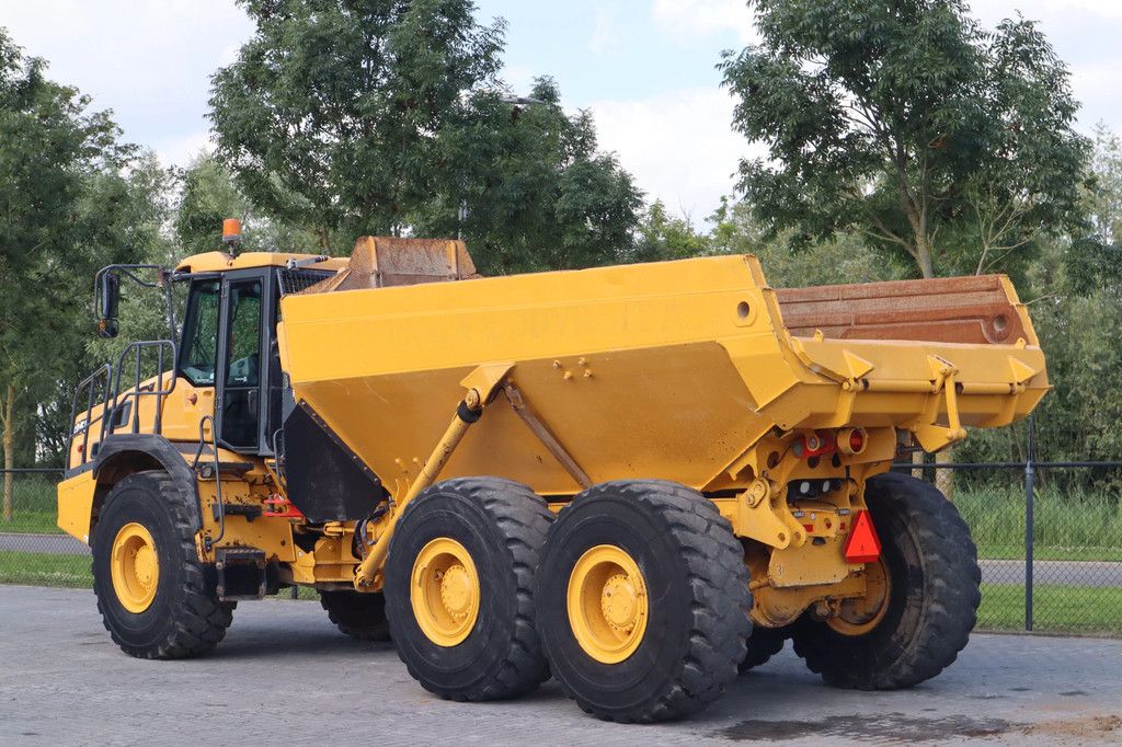 Bell B25E | LOW HOURS | GOOD CONDITION | CE & EPA