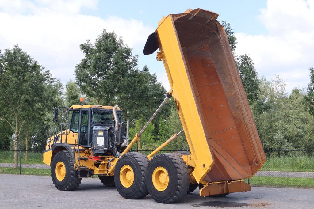 Bell B25E | LOW HOURS | GOOD CONDITION | CE & EPA