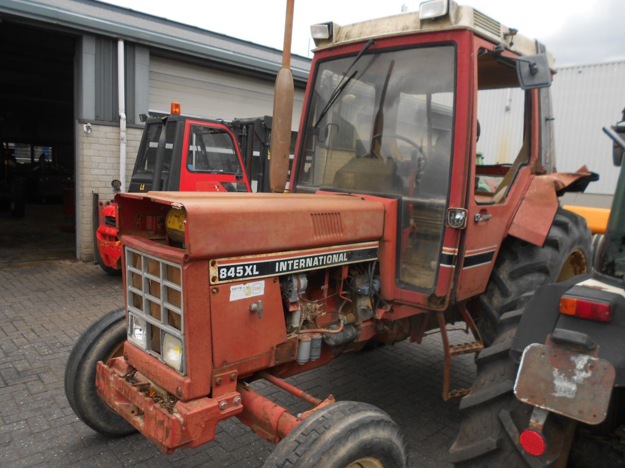 International 845 xl