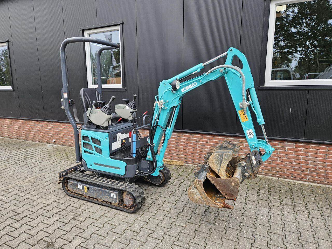 Kobelco SK10 SR