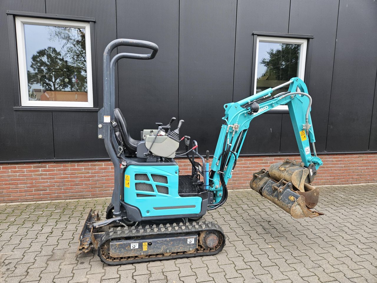 Kobelco SK10 SR