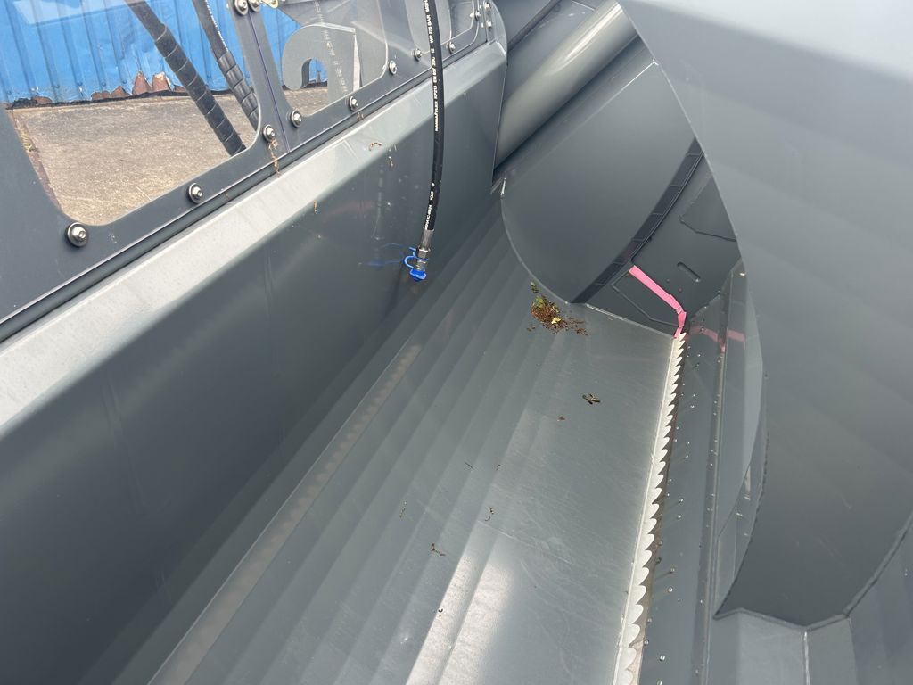 Flingk KHXL 1724 met JCB Q-Fit