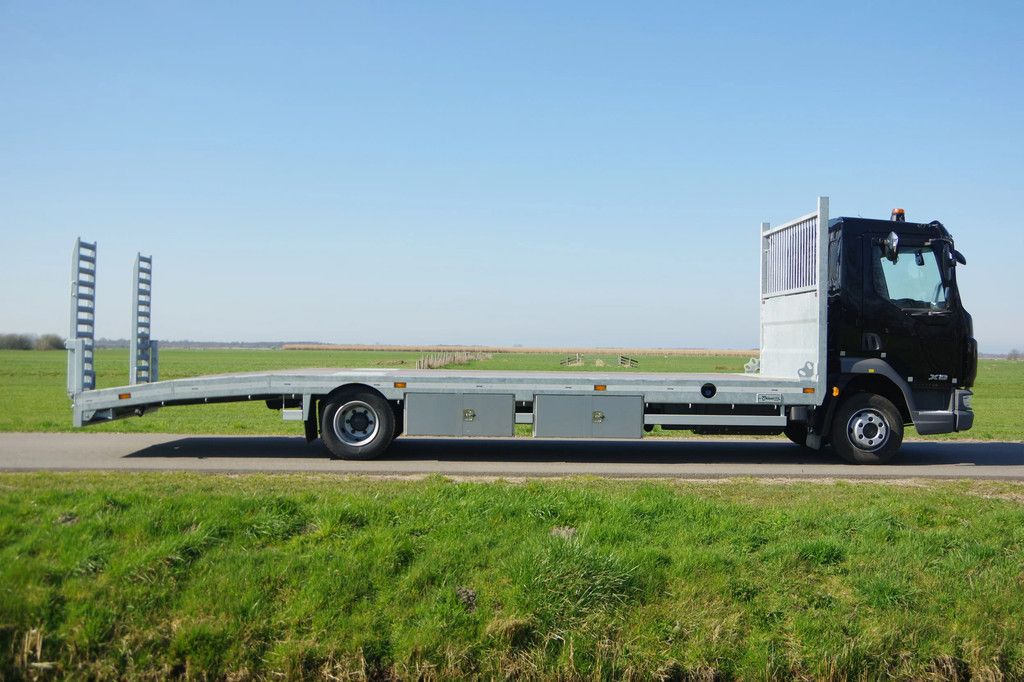 DAF XB 210 15,7-tons oprij XB 16-77 Veldhuizen