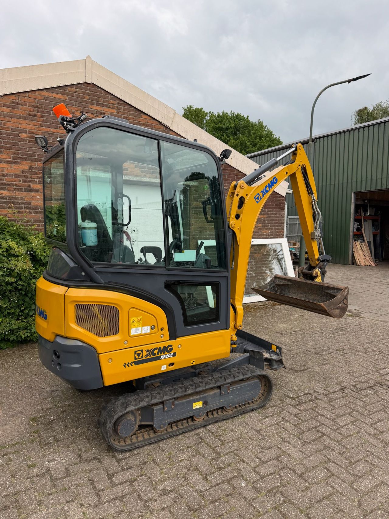 Xcmg xe20e 2024 2 tonner 832 uur minigraver super staat