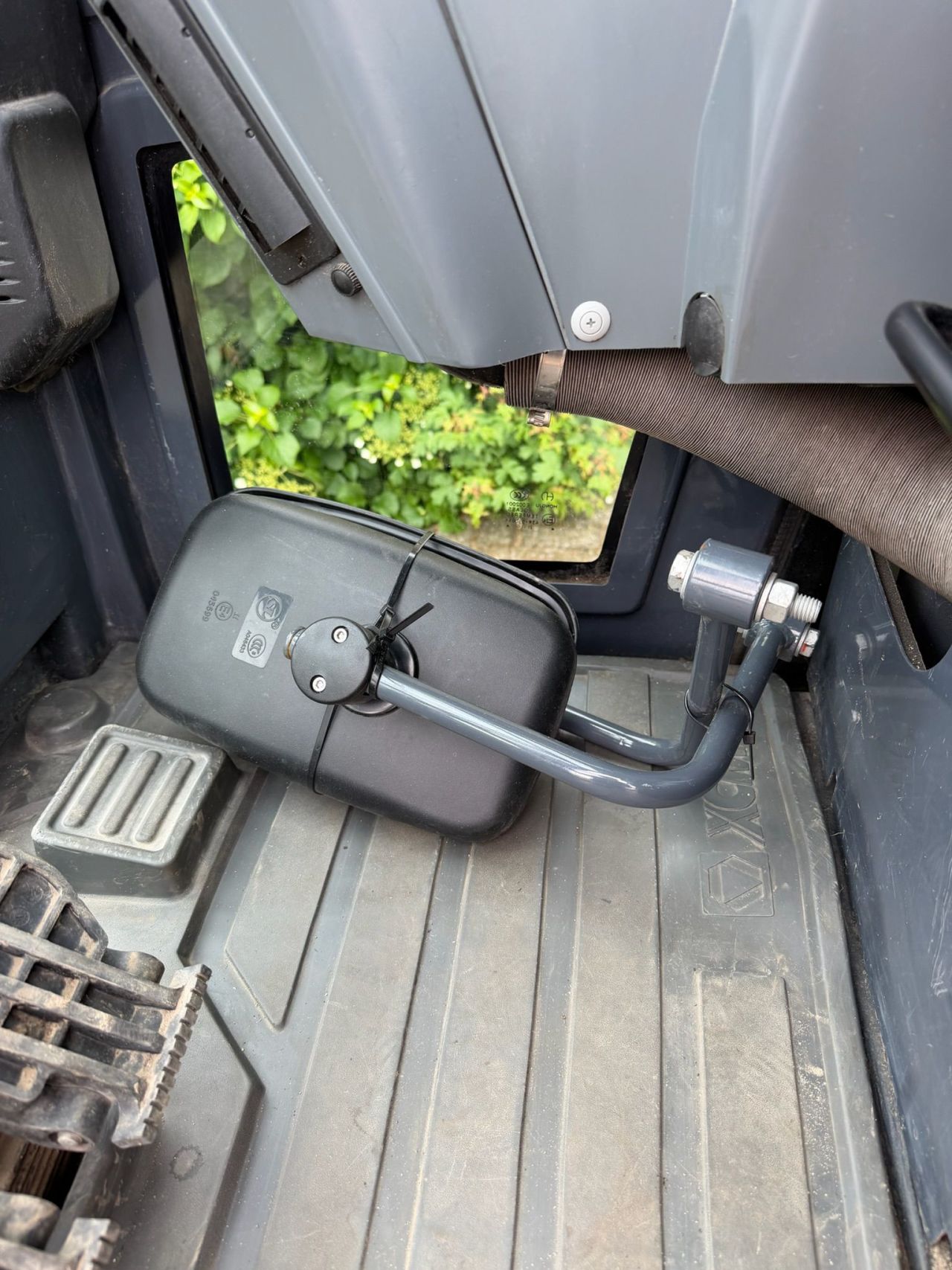 Xcmg xe20e 2024 2 tonner 832 uur minigraver super staat