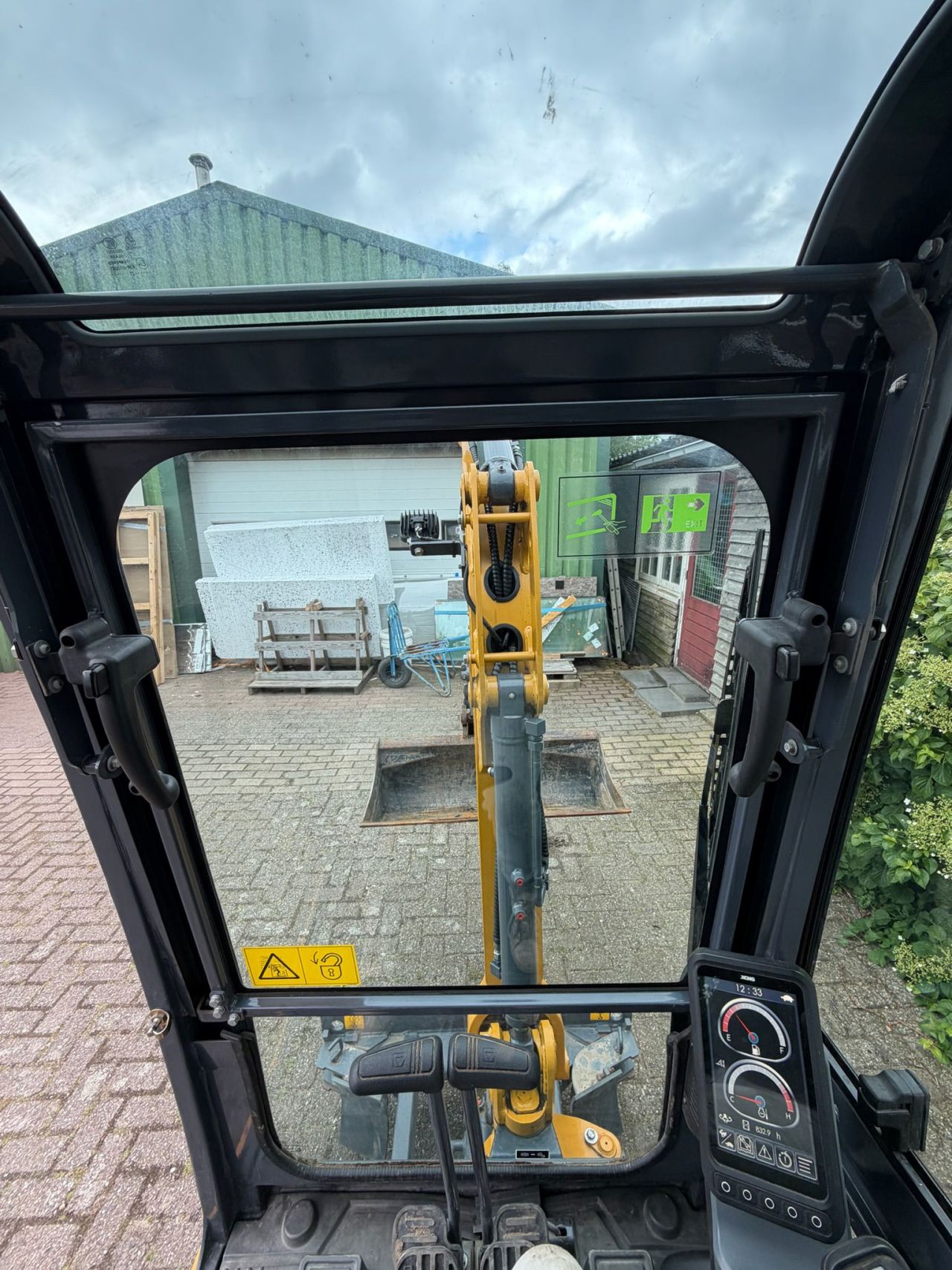Xcmg xe20e 2024 2 tonner 832 uur minigraver super staat
