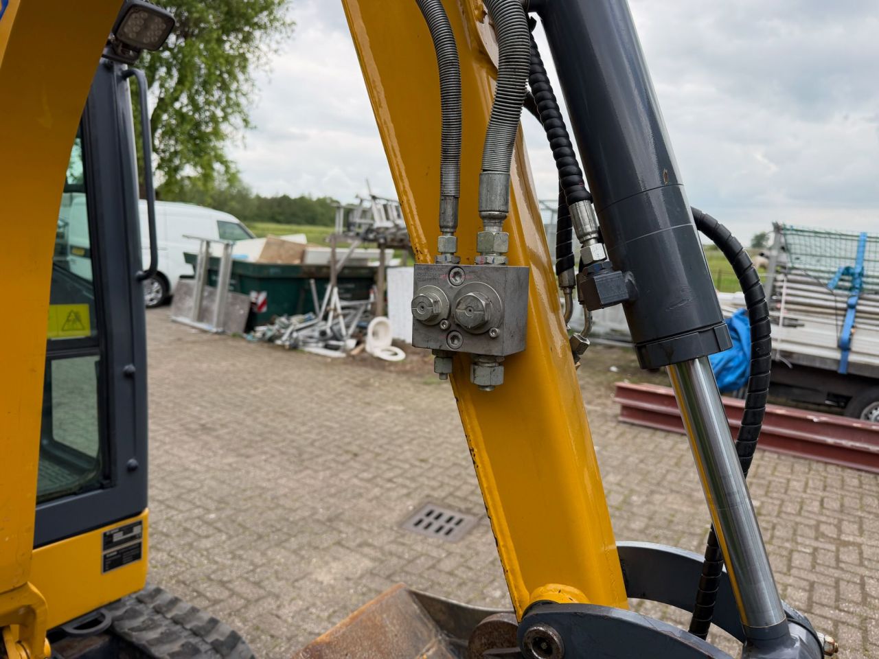 Xcmg xe20e 2024 2 tonner 832 uur minigraver super staat