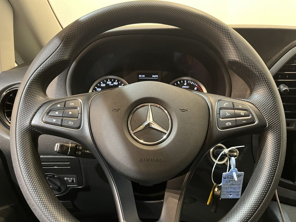 Mercedes-Benz Vito 110 CDI Extra Lang RWD / Euro 6 / Airco / Cruise Control / CarPlay / Camera / 3-Zits / 24.000 KM !!
