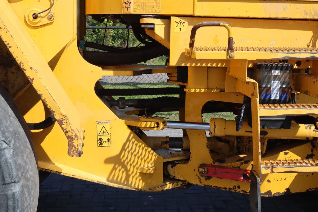 Volvo L120C | BSS | QUICK COUPLER | BUCKET