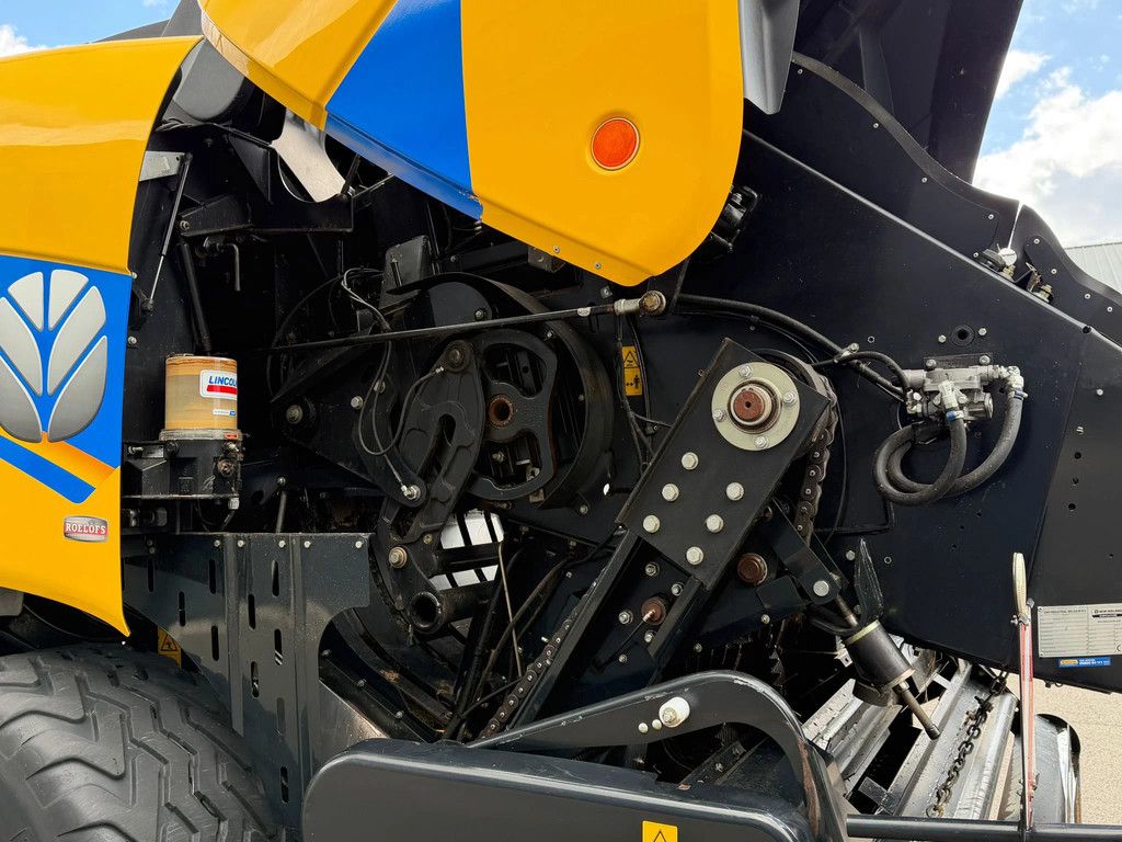 New Holland BIGBALER 1270 PLUS BigBaler 1270 Plus CropCutter Vierkante balenpers