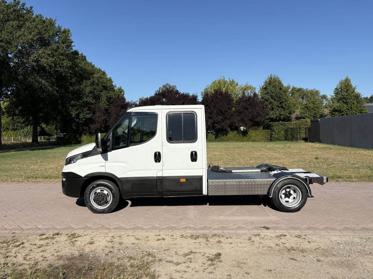 Be trekker 10 TON Iveco Daily 40C18 (118.086 KM