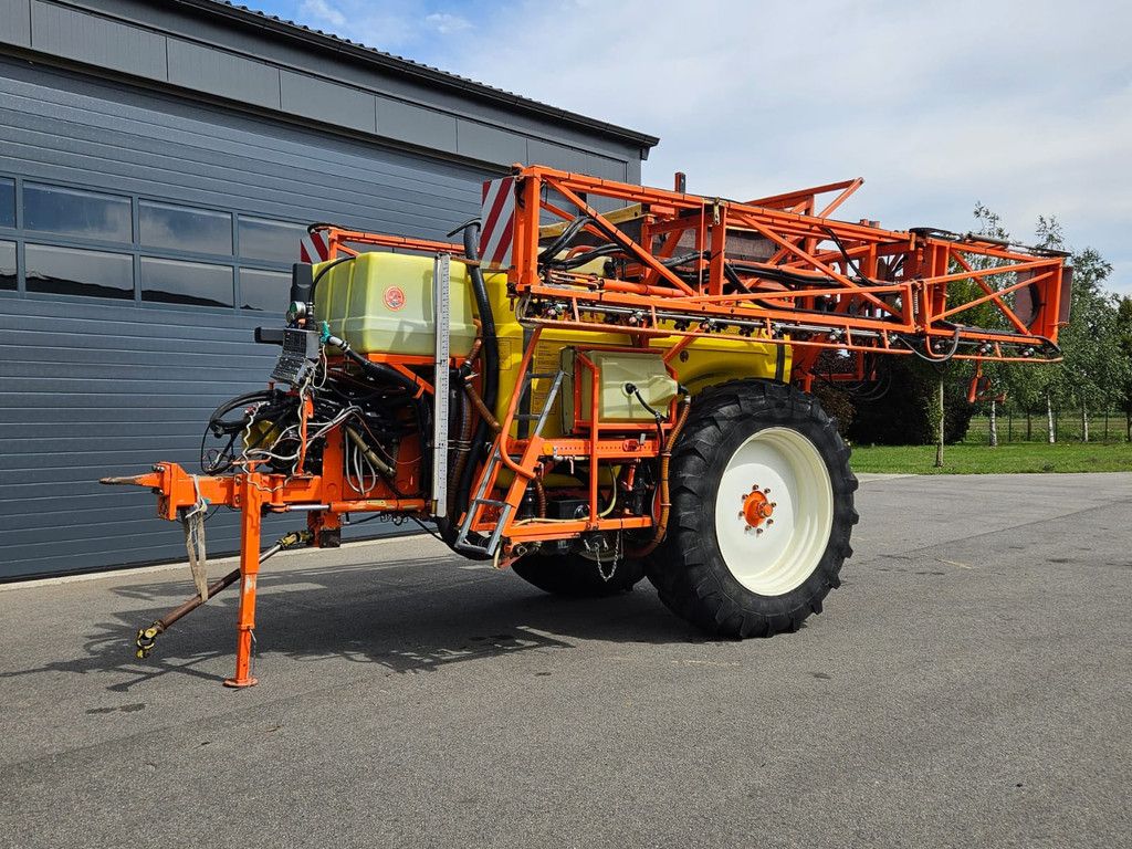Douven NEVELSPUIT 3400 Ltr Veldspuit - 27mtr