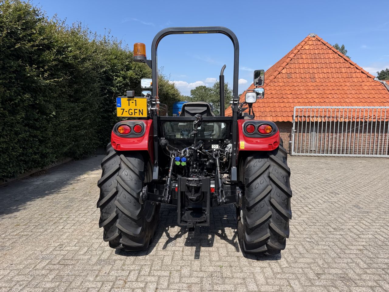 Case Farmall 75A met maar 3000 uur