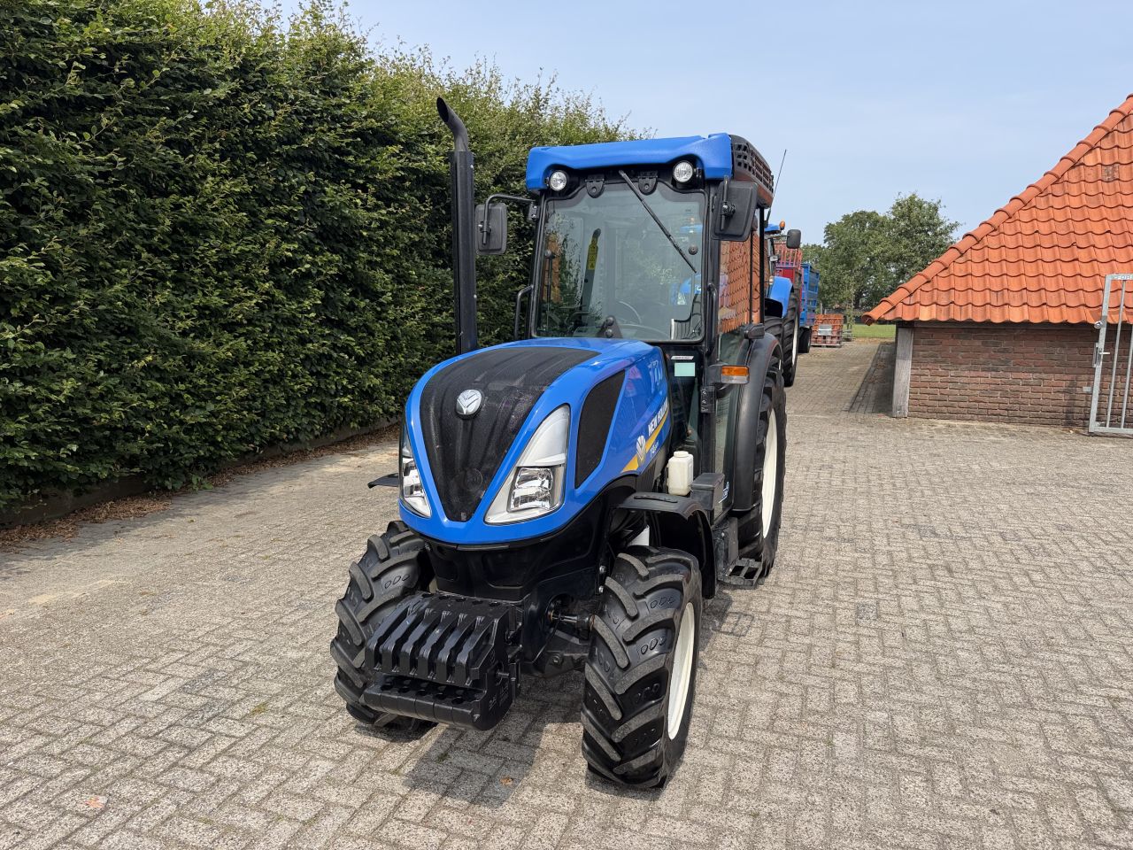 New Holland T4.100v met maar 1834 uur!!