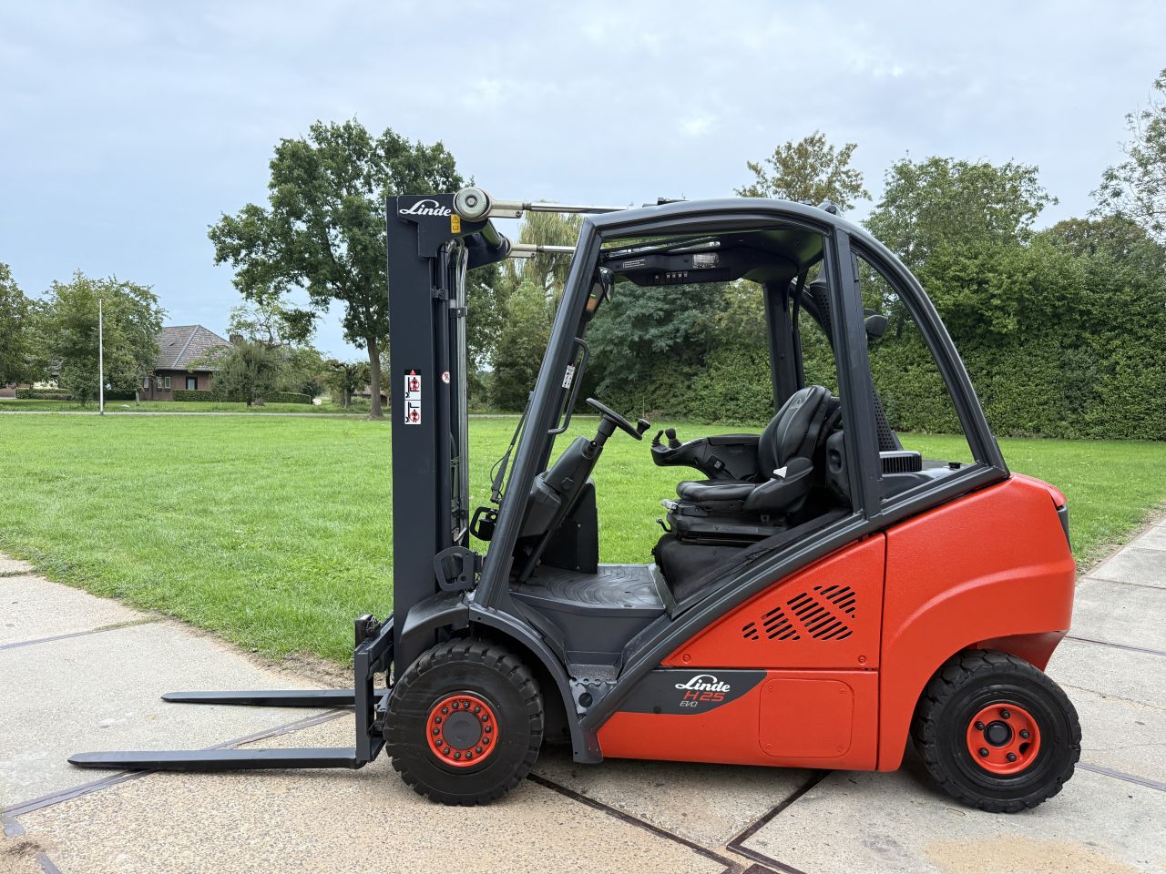 Linde H25D-02 triplex freelift Sideshift 4e ventiel 8800uur