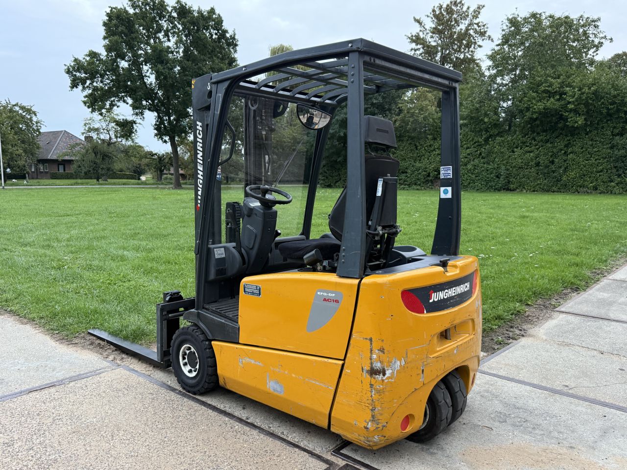 Jungheinrich 1600KG 3-delige mast Sideshift accu 2023 !!