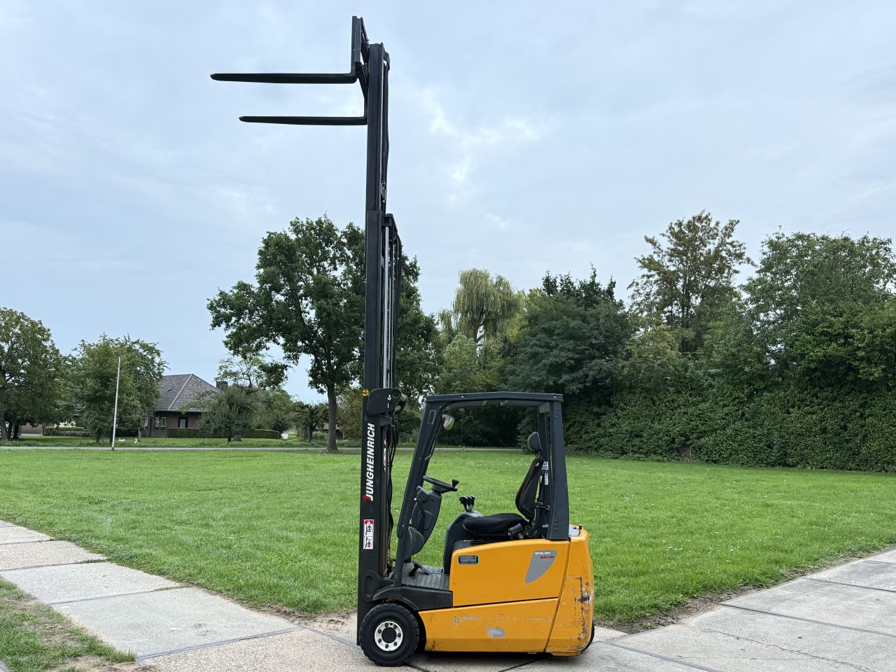 Jungheinrich 1600KG 3-delige mast Sideshift accu 2023 !!