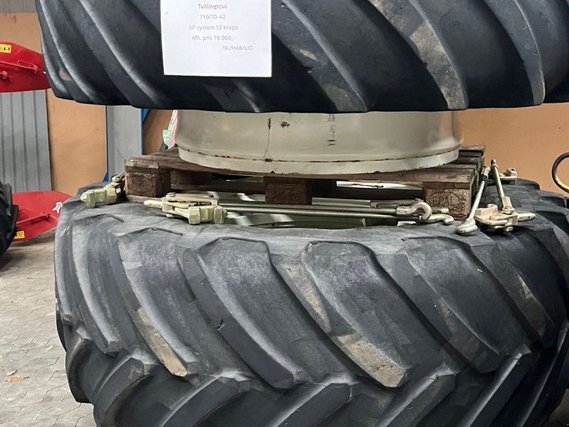 Michelin 710/70x42