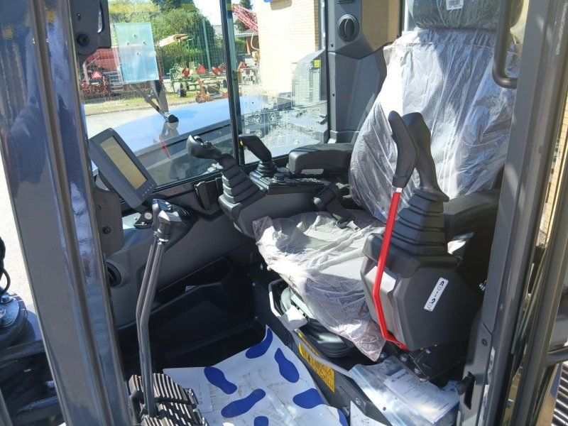New Holland E100D 2PB-AG