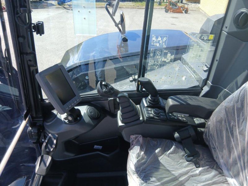 New Holland E100D 2PB-AG