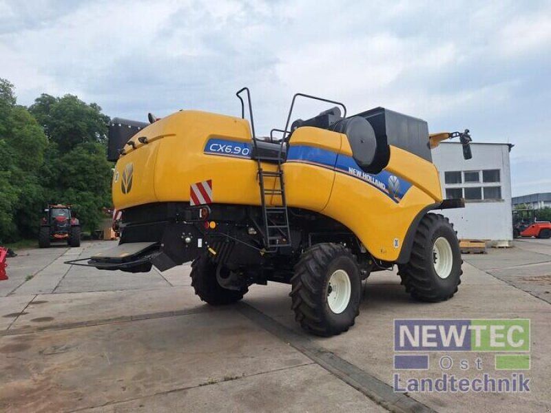 New Holland CX 6.90