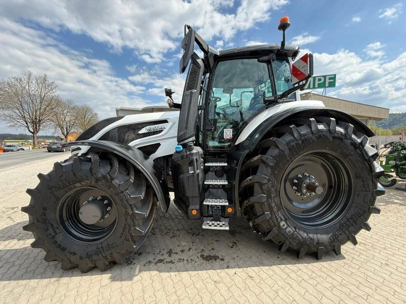Valtra Q305
