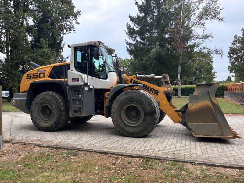 Liebherr L550 XPower