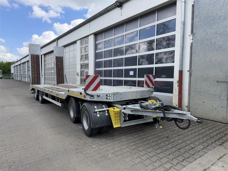 Möslein TA4 Schwebheim 4 Achs Tieflader, Neuwerti