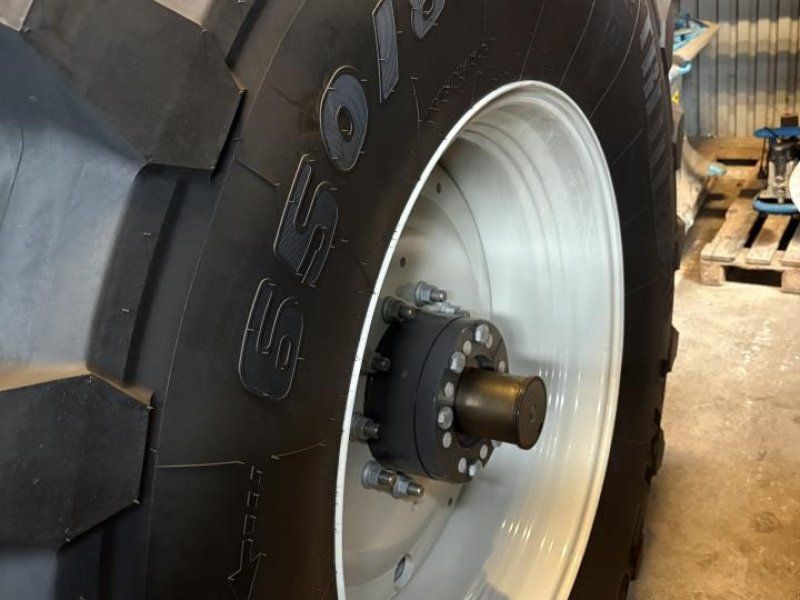 Valtra Q305 1A9