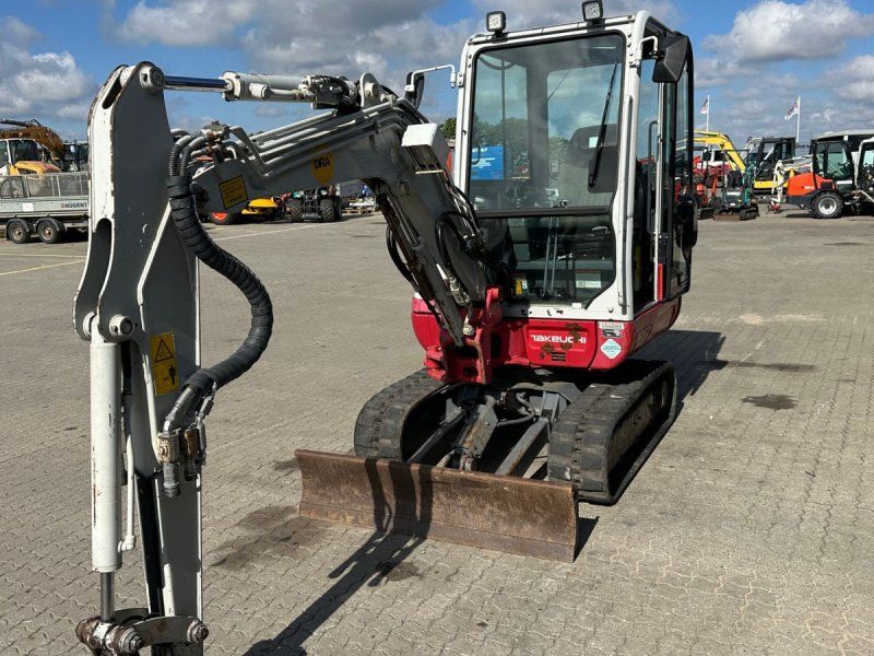 Takeuchi TB230 S40