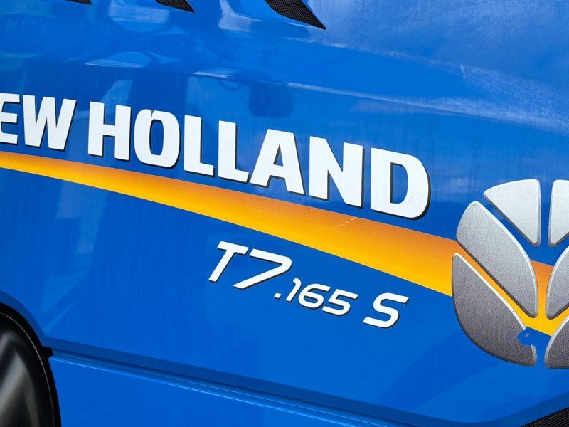 New Holland T7.165S