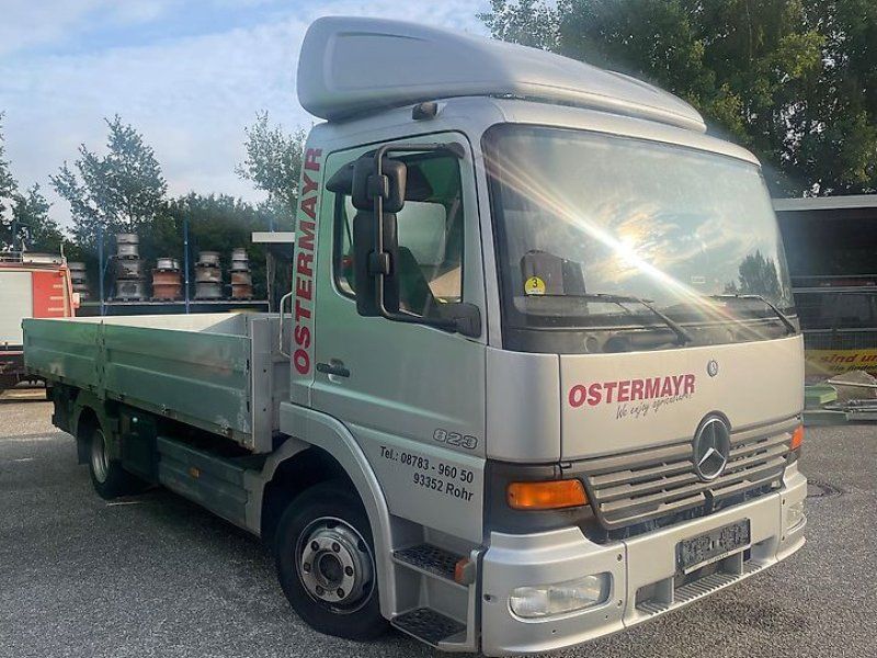 Mercedes-Benz Atego 822