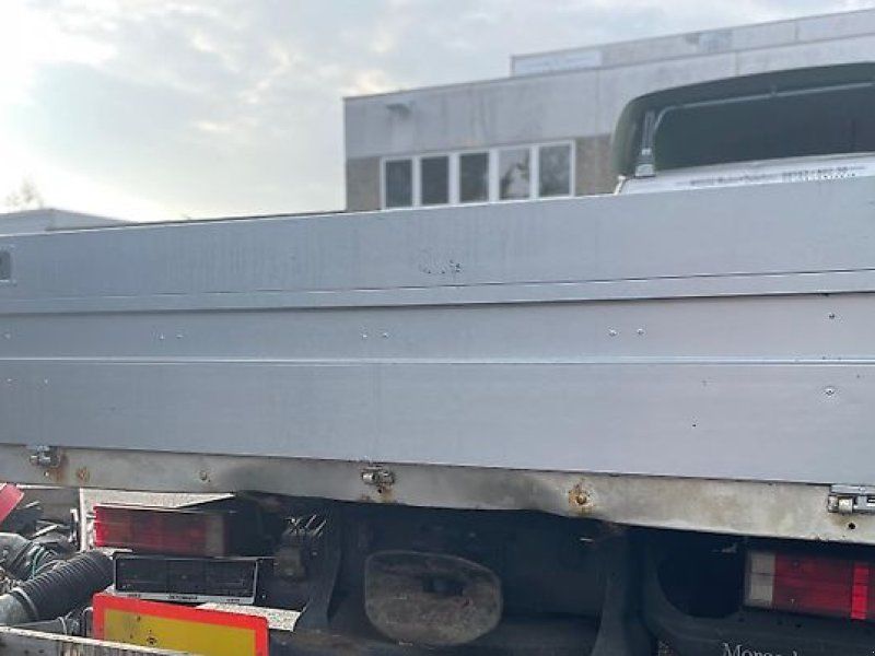 Mercedes-Benz Atego 822