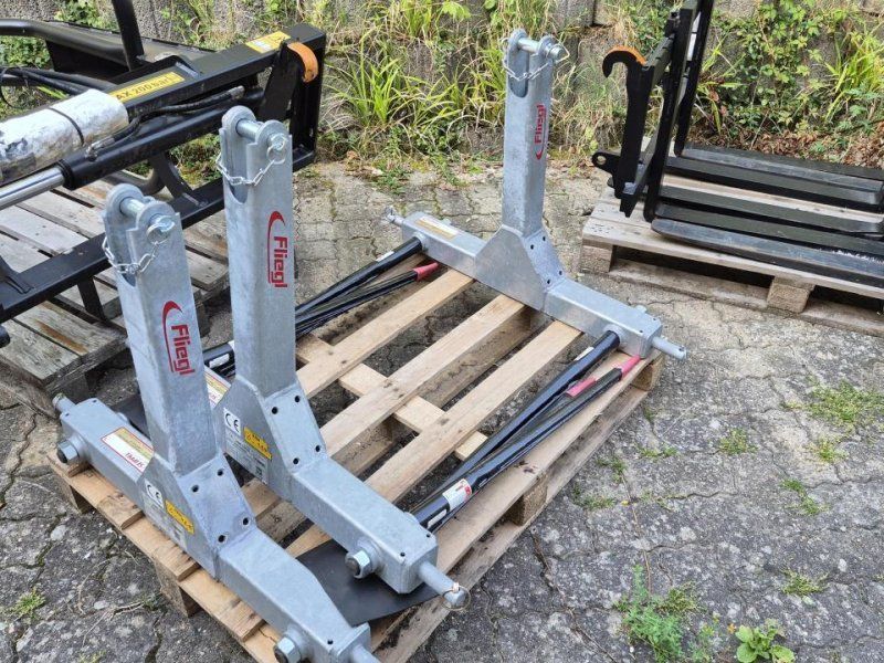 Fliegl BALLENTRANSPORTGERÄT KREUZ 900ER ZINKEN