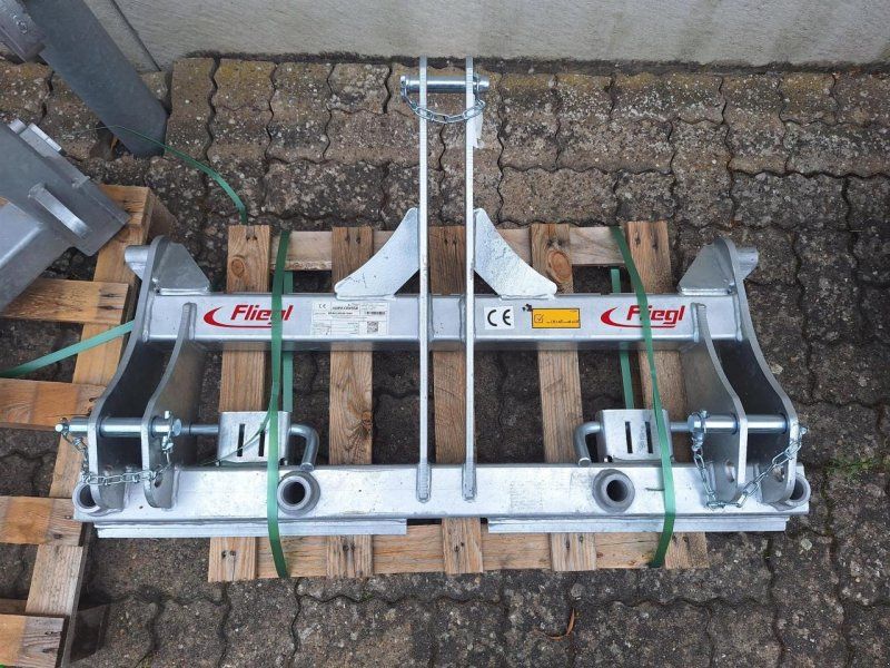 Fliegl DREIPUNKTADAPTER UNIVERSAL