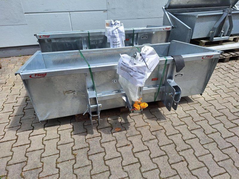 Fliegl HECKSCHEL 2200 MM MECH.