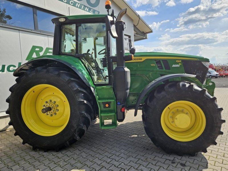 John Deere 6M165