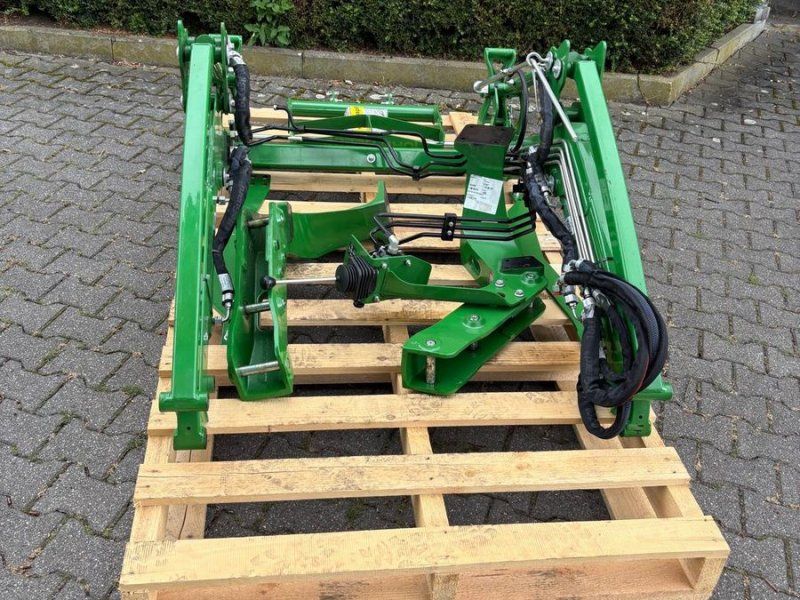 John Deere 300 E