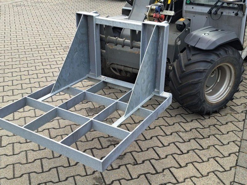 Bodenplaner mit Weidemann Aufnahme